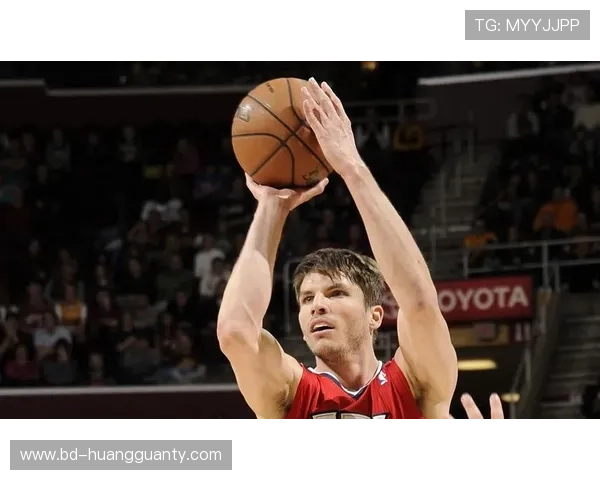 德斯蒙德班恩后撤步三分命中率飙升，拉开球队外线火力差距